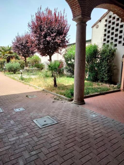 Appartamento In Cascina Lombarda Caselle Lurani Exterior foto